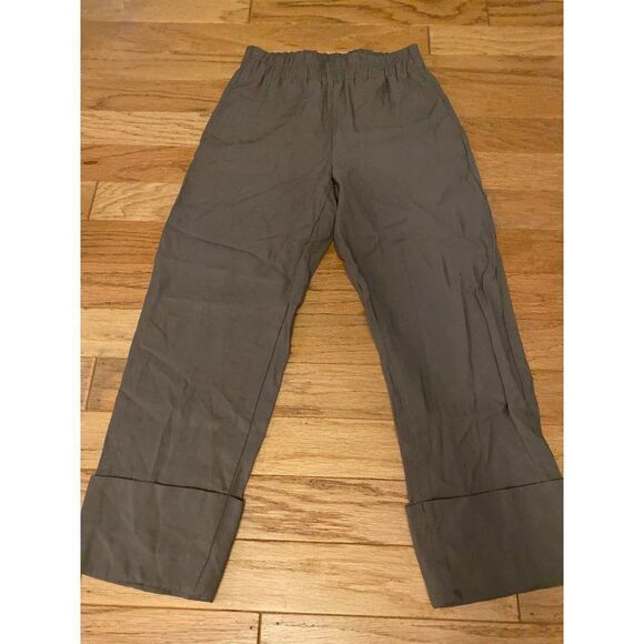 Zara, women's dark green, cropped, pull on elastic waist casual pants size XS - Picture 1 of 9